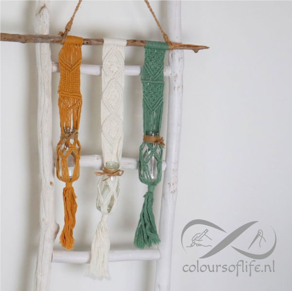 flessenhanger ontworpen door coloursoflife.nl voor hobbyhandig