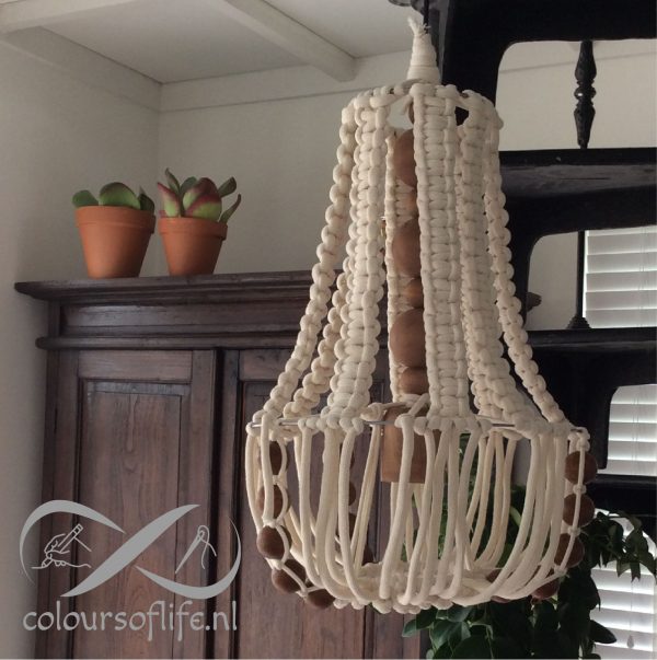 macrame lamp met Bobbiny Jumbo ontwerp coloursoflife.nl