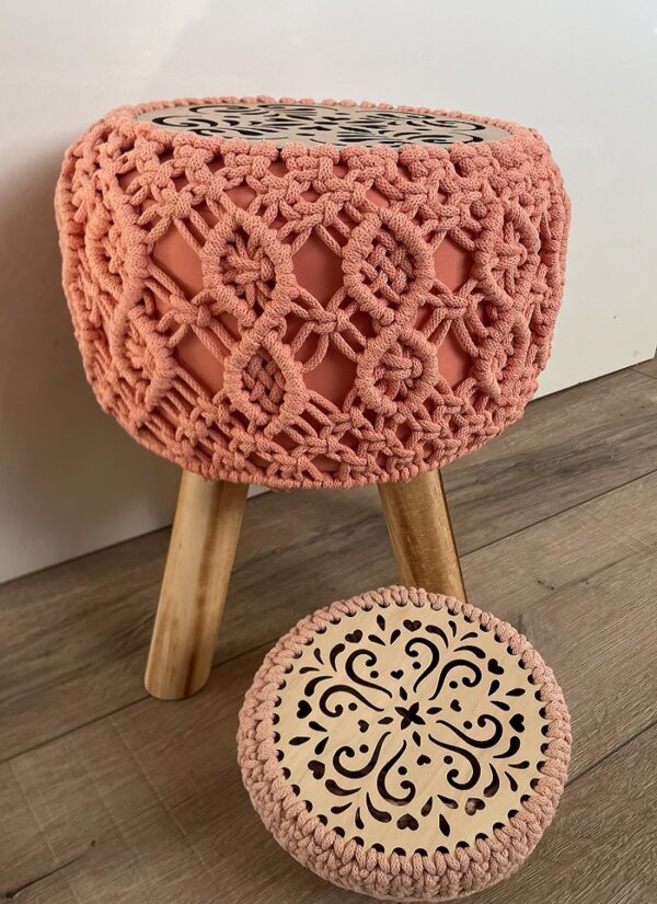 Macrame bijzettafeltje ontwerp coloursoflife.nl